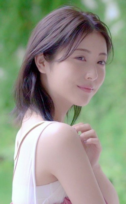 《今、なりたい顔》女優ランキング！女性が憧れるTOP5は？3位：浜辺美波、1位：北川景子…なら、2位は？驚異的な美貌の“49歳”