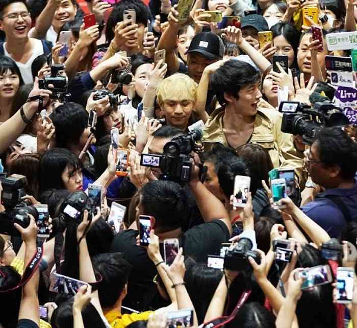 【スクープ】広瀬すずと山崎賢人が破局！一時はペアリングも昨年秋、広瀬からの提案でじっくり話し合い、別々の道を歩むことに 
