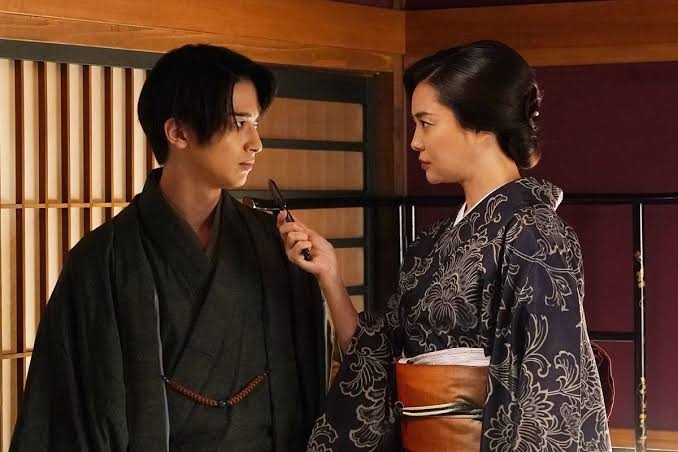 【スクープ】広瀬すずと山崎賢人が破局！一時はペアリングも昨年秋、広瀬からの提案でじっくり話し合い、別々の道を歩むことに 