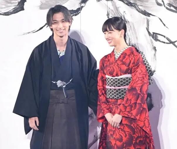 【スクープ】広瀬すずと山崎賢人が破局！一時はペアリングも昨年秋、広瀬からの提案でじっくり話し合い、別々の道を歩むことに 
