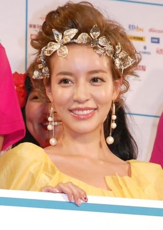 22歳上夫は会社5つ経営、元SKE2児ママ　エルメス鞄総額7千万！貴重バーキンに驚愕査定、スタジオ「うひぇ～っ！」