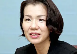 豊田真由子氏!?激変した50歳の姿にネット騒然「びっくり」「久しぶりに見た」「テレビ出て…」まるで別人