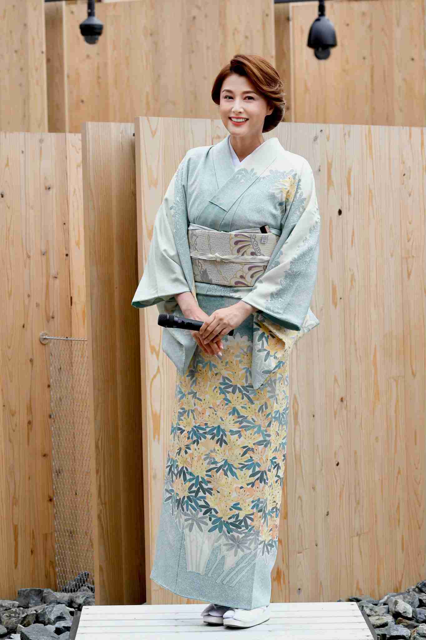 藤原紀香 万博の日本館名誉館長は「無報酬です」 春らしい着物姿に「日本の美ここにあり」と反響