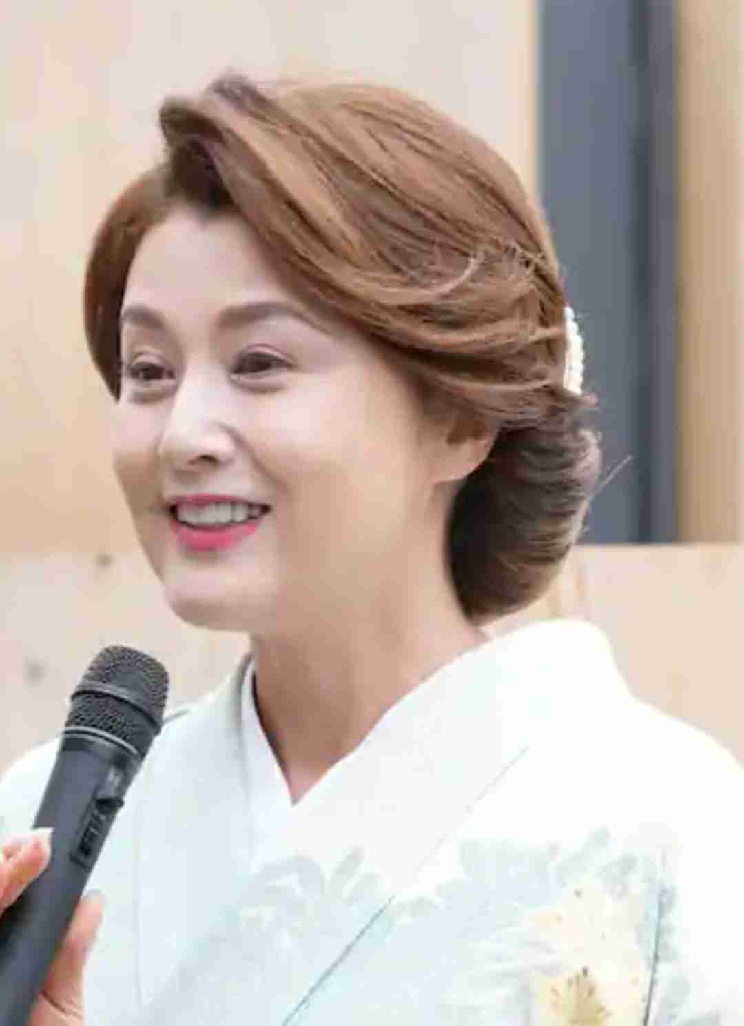 藤原紀香 万博の日本館名誉館長は「無報酬です」 春らしい着物姿に「日本の美ここにあり」と反響