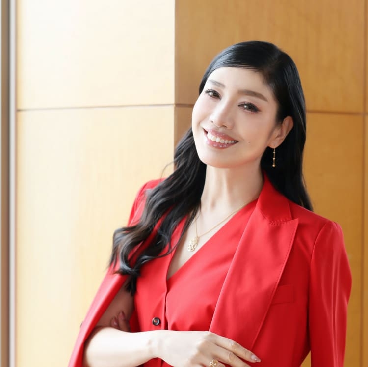 個人的にアラフォー以上がやると痛いと思う若作り