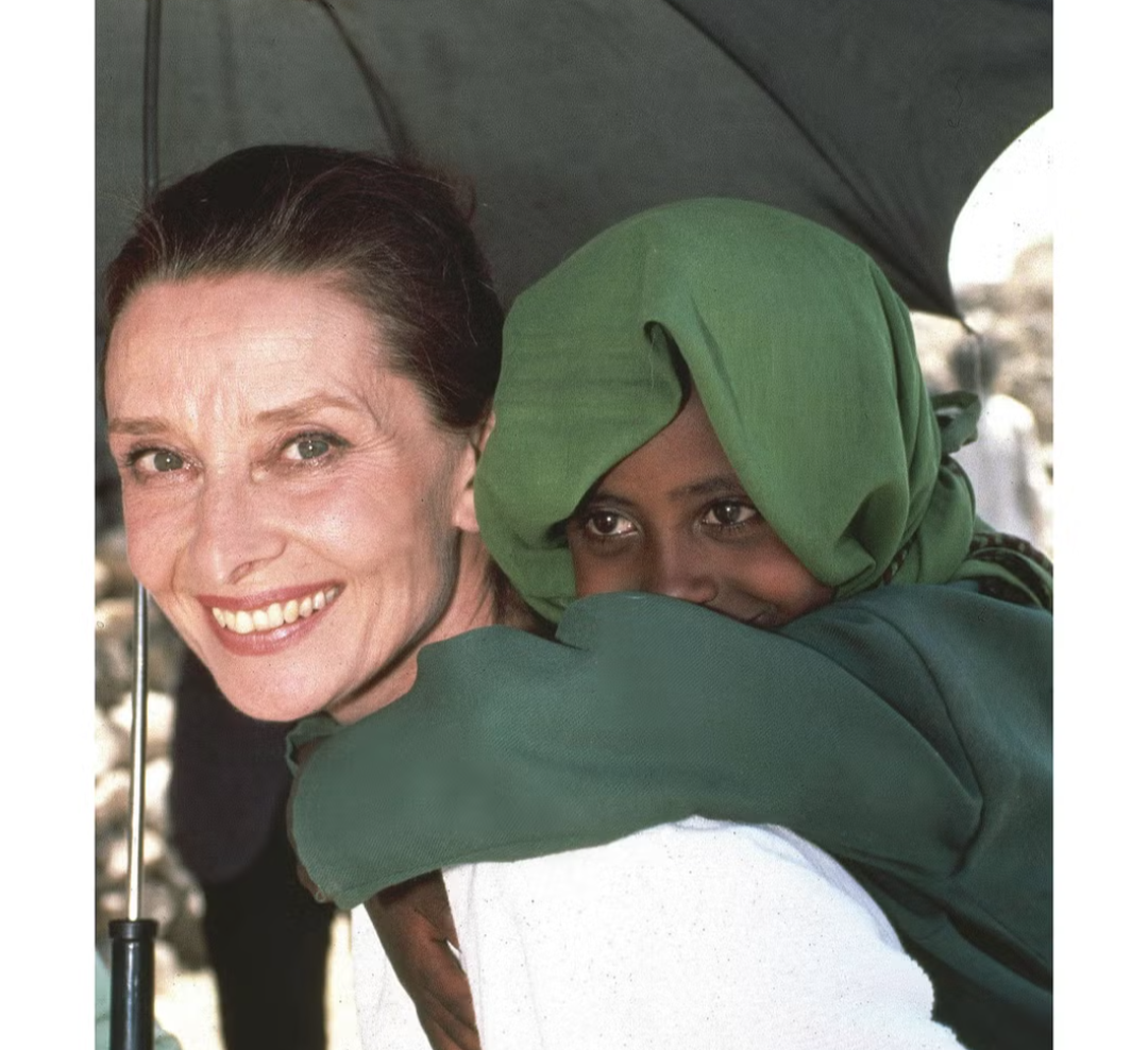 【顔】リフトアップ経験者・興味がある方【首】