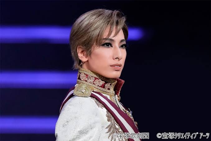 ミュージカル『十二国記』、柚香光＆加藤梨里香が決意の表情を見せるメインビジュアル到着 
