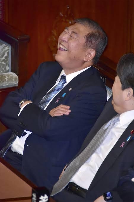 石破内閣支持率22% 発足以降最低 毎日新聞世論調査
