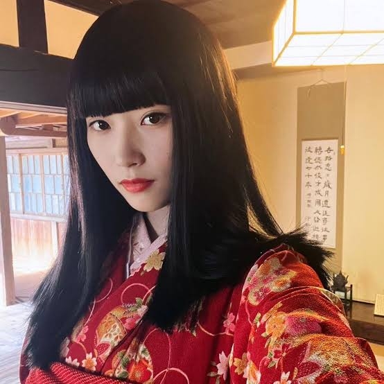 お人形さんみたいに見える有名人の画像PART2