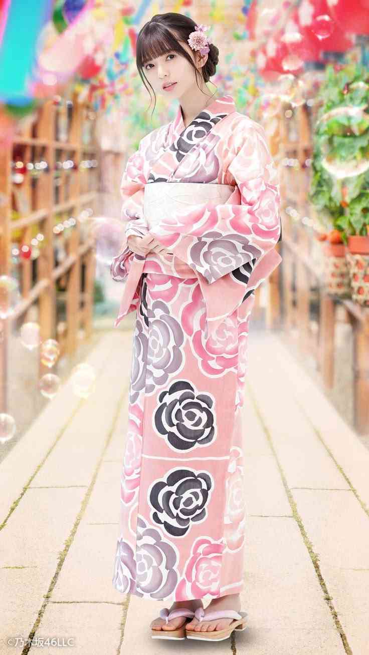 お人形さんみたいに見える有名人の画像PART2