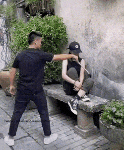 近くのかっこいいおっさん　どんな人？