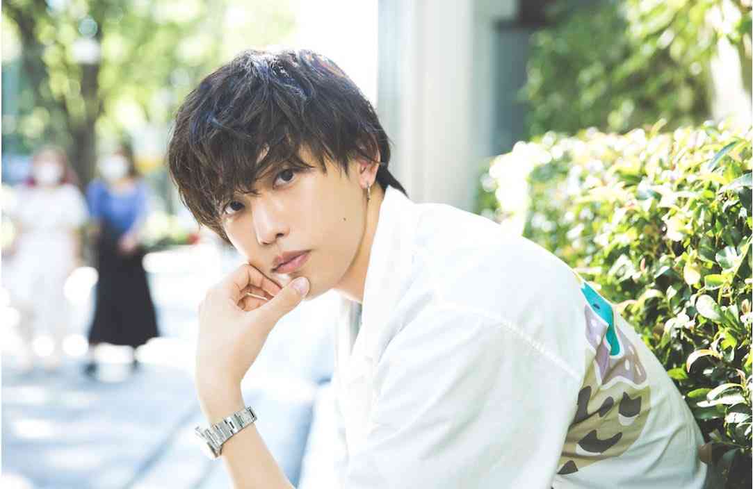 戸田恵梨香：ベリーショートに大胆イメチェン後初表紙　「美的」に登場　メークや私服にも「いろいろな変化」と語る
