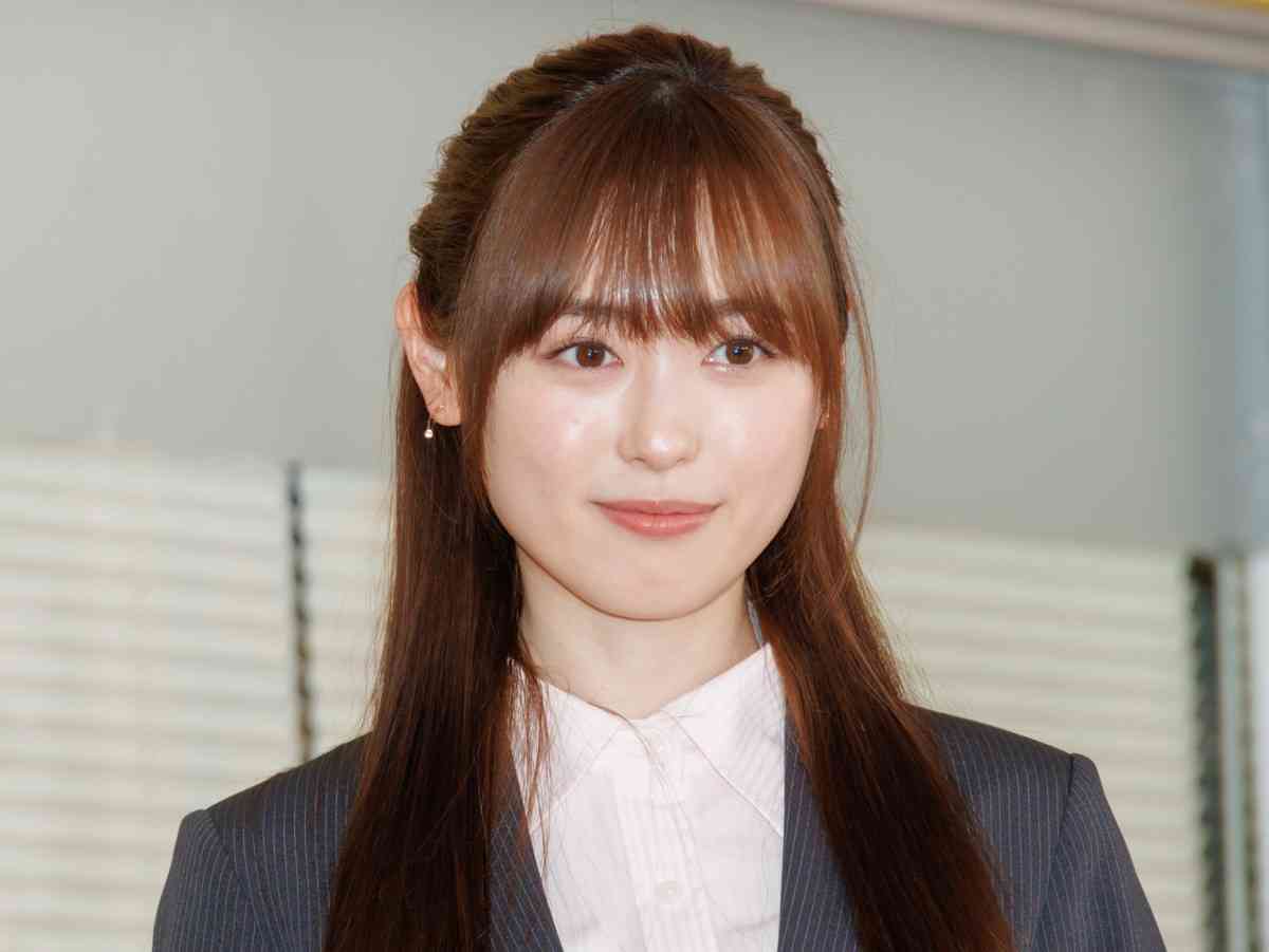 「童顔でかわいい女性芸能人」ランキング　3位「橋本環奈」を上回った1位＆2位は？