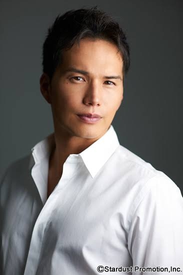 「まぶしすぎました…」俳優・市原隼人さんがやってきた!高校生たちとともに名物・田んぼアートに田植え 青森県田舎館村