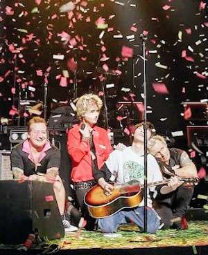 Green Dayで特に好きな曲を3つ挙げてみるトピ。