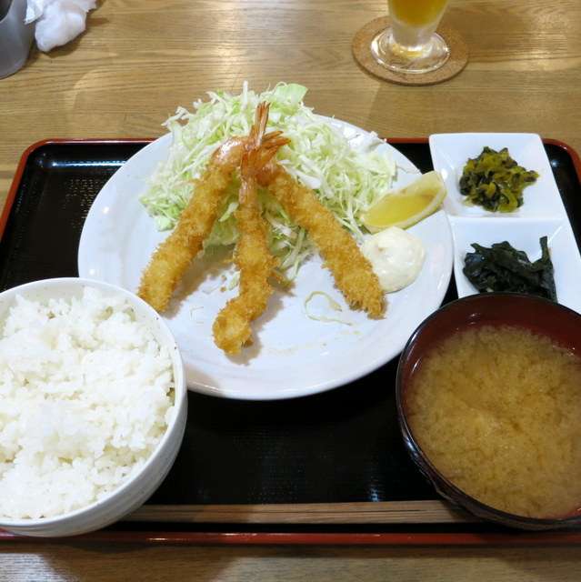 海外から友人(日本初めて)が遊びに来るなら何をご馳走する?