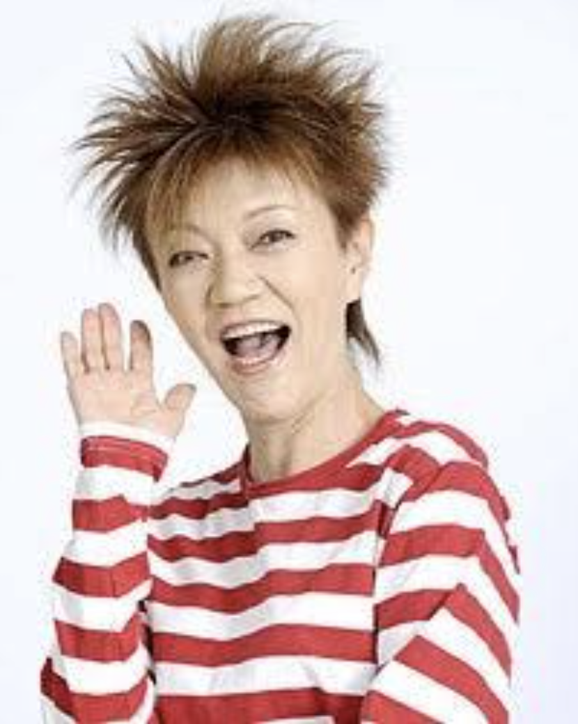 ショートヘアの襟足の髪が浮く😮‍💨
