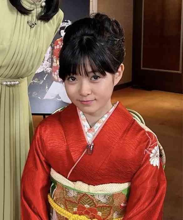 “第二の松たか子”に? 團十郎長女「市川ぼたん」に歌舞伎ファンが熱視線 「恋心を抑え込むけなげな少女を情感たっぷりに演じている」