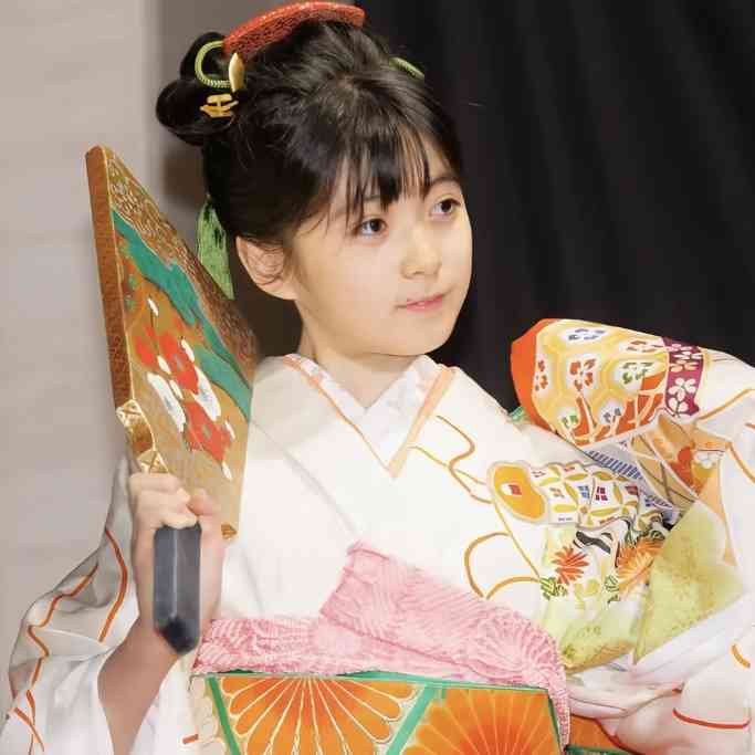 “第二の松たか子”に? 團十郎長女「市川ぼたん」に歌舞伎ファンが熱視線 「恋心を抑え込むけなげな少女を情感たっぷりに演じている」