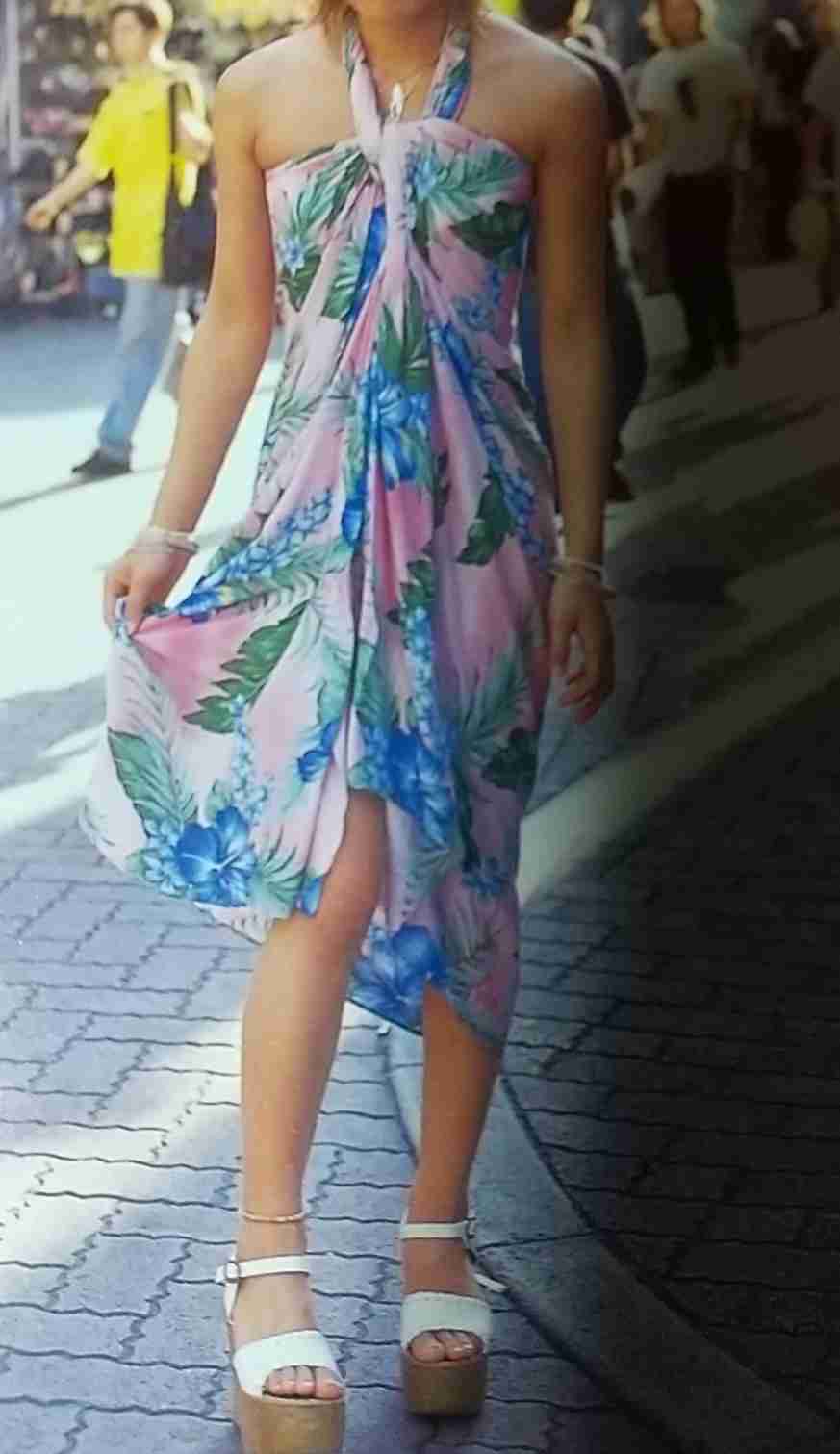 「もっと薄着をしたらいいのに」　猛暑の夏、米国女性が日本に“提言”「この暑さではそうも言ってられない」