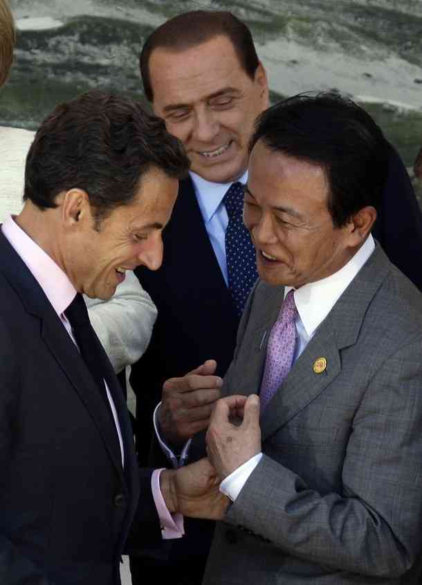 「麻生さんがマフィアw」石破首相と会談→麻生太郎氏84歳がギャングファッションで現る　ネット「笑える」「84歳全然見えん」「麻生・菅・岸田のメンツ怖すぎる」
