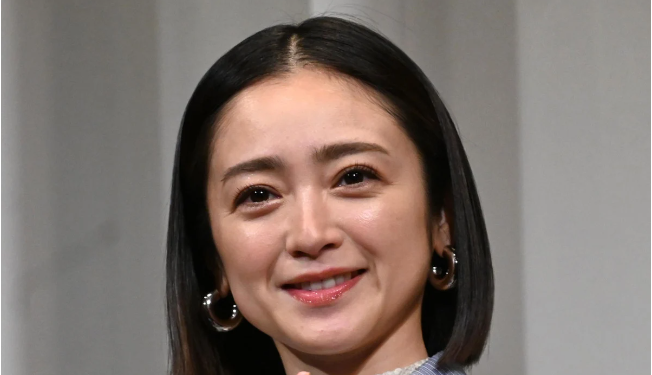 安達祐実　“美少女”過ぎる表情にファンもん絶「可愛いさと妖艶さが同居してる」「何歳よ！」