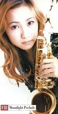 元オリコン1位歌手shela、≪22年ぶり奇跡の復活≫が示す、幸福な「推し活」と「推され活」の極意