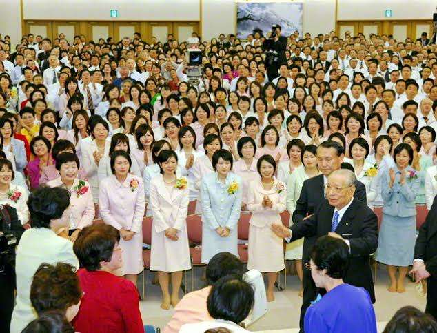フジ・港元社長〝異様な会〟実態　入社式から選別　先輩社員が「おめでとう！　あなたは仲良くお食事する会メンバーに選ばれました」