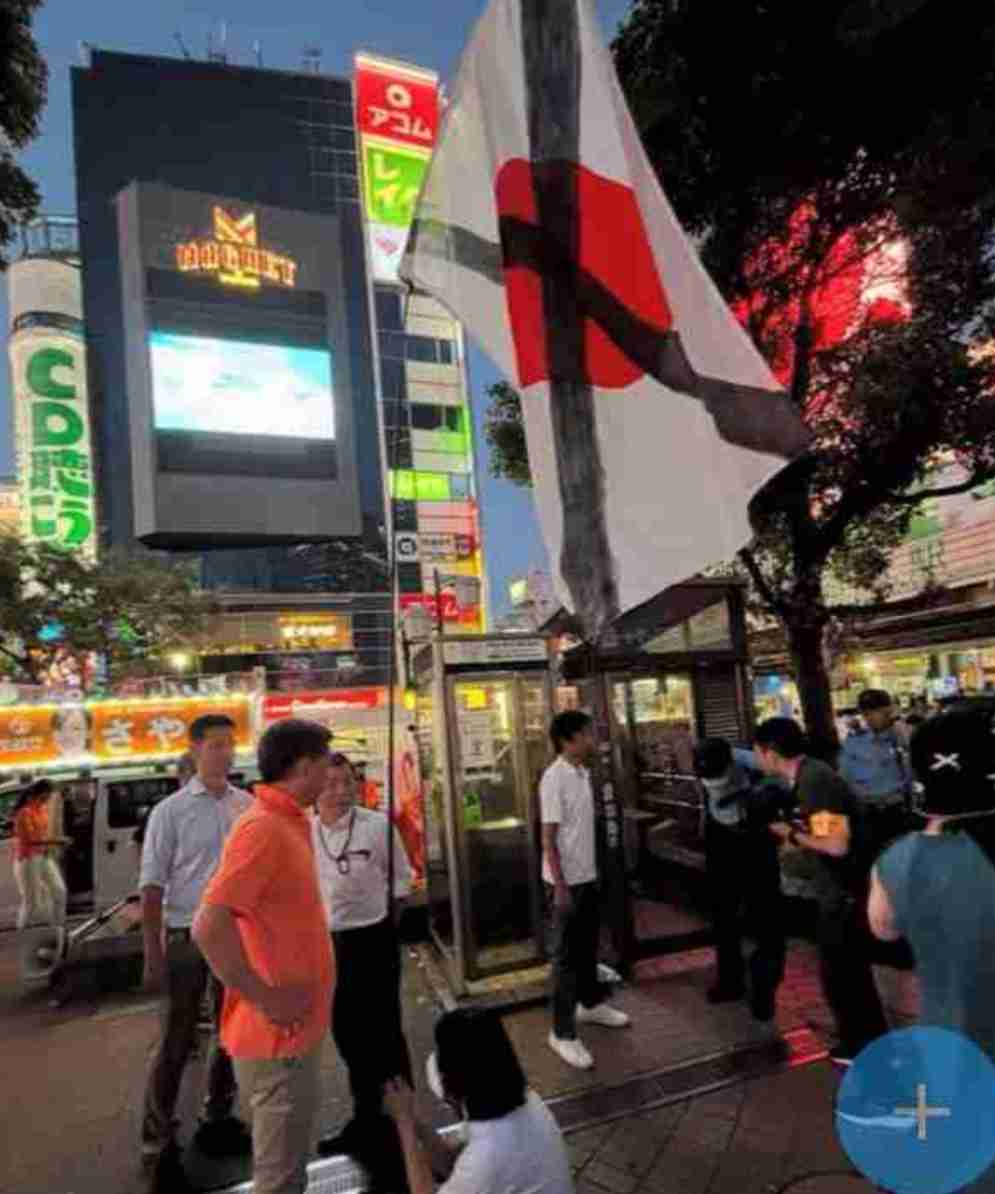伝説的バンドの元ボーカル、投票政党公表で批判受け「攻撃してくる人は間違いなく間違っている」