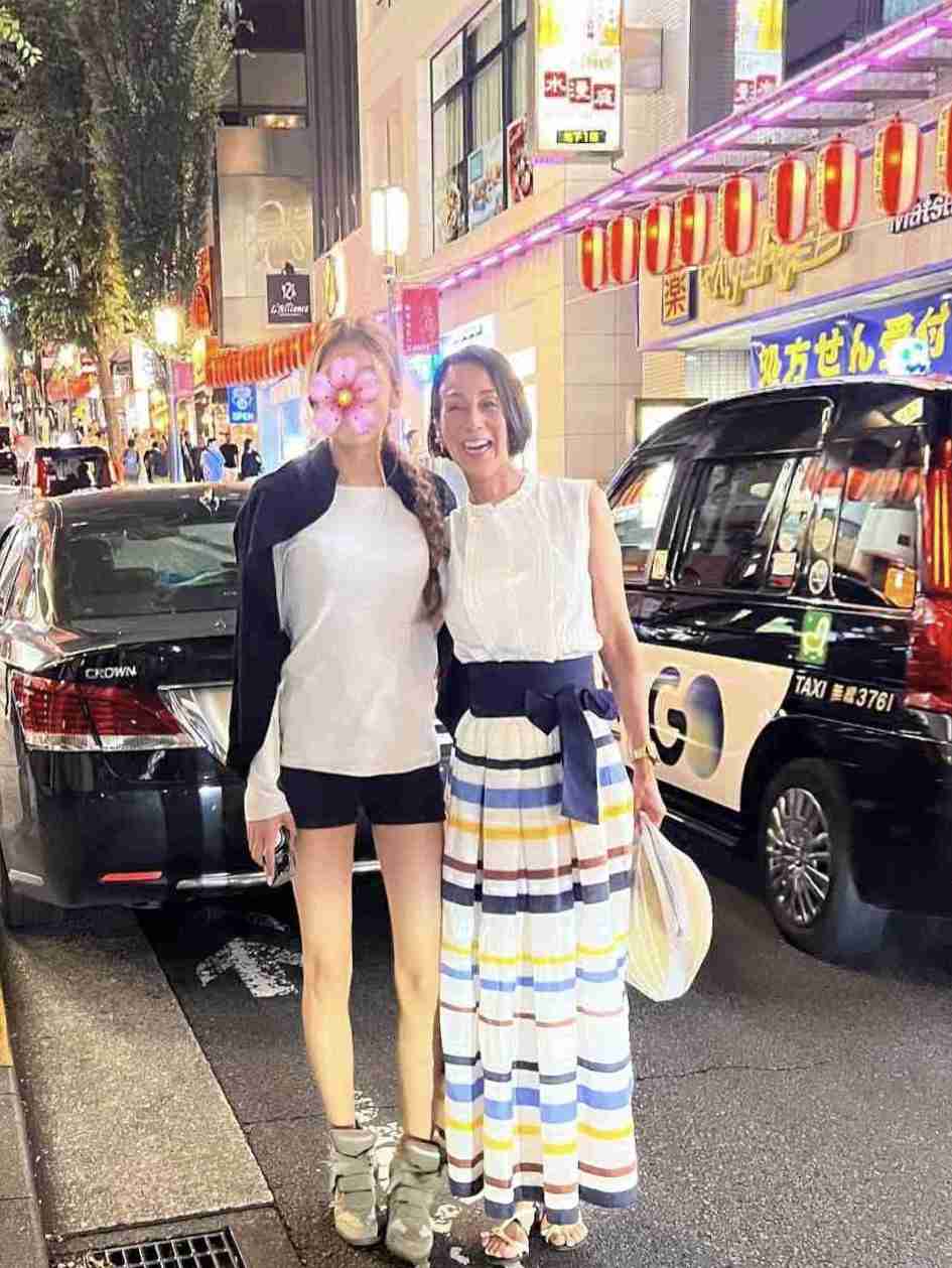 帰国中の中村江里子アナ　娘の全身ショットにフォロワー衝撃「加工なしで？」「足なっが～」「モデルさん」