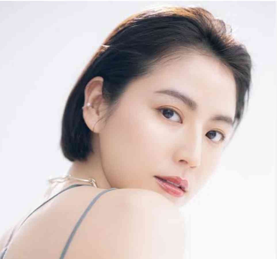 40～50代女性が「なりたい“顔”同世代女優」ランキング、綾瀬はるかを抑えた「衰えを感じない」美女は