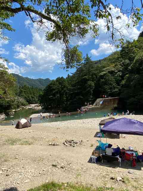 ダムで8mの高さから飛び込み重傷 水遊び中の男児 姫路