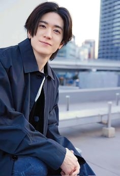 役者さんの素行気になりますか？