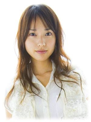 戸田恵梨香、美麗ドレスで登場　自身のリカバリー方法を明かす