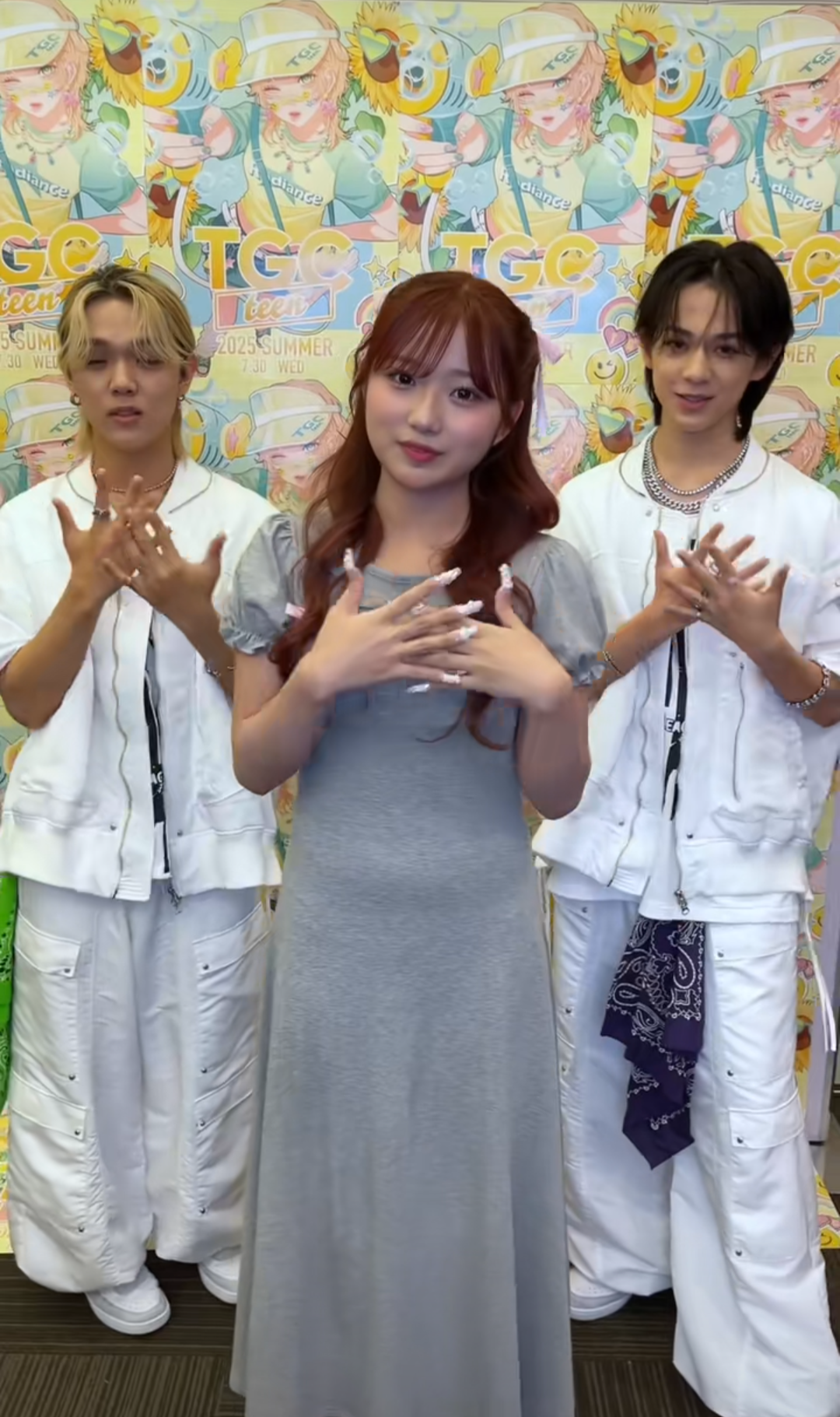 【辻希美・長女】希空「沖縄来たー！！」ピンクのキャミソール姿で　ビーチからグルメまで　南国リゾートライフ満喫