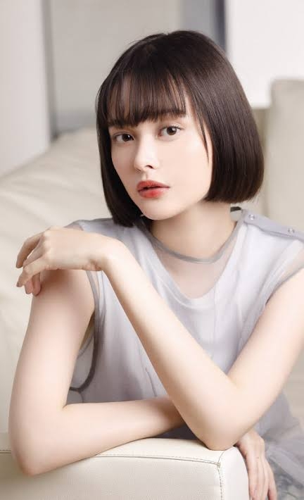 お人形さんみたいに見える有名人の画像PART3
