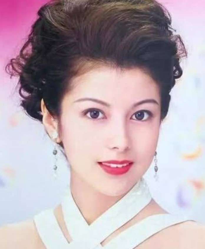お人形さんみたいに見える有名人の画像PART3
