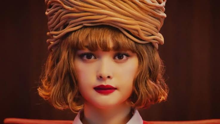 お人形さんみたいに見える有名人の画像PART3