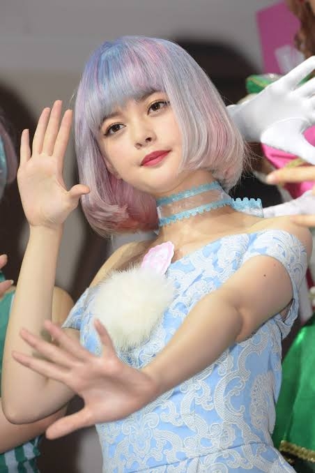 お人形さんみたいに見える有名人の画像PART3