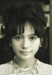 お人形さんみたいに見える有名人の画像PART3