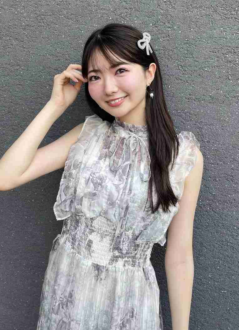 ミス慶應候補、超高級車とのプライベートショットに反響「成功者の車やん」「ロマンすぎる！」「大富豪」