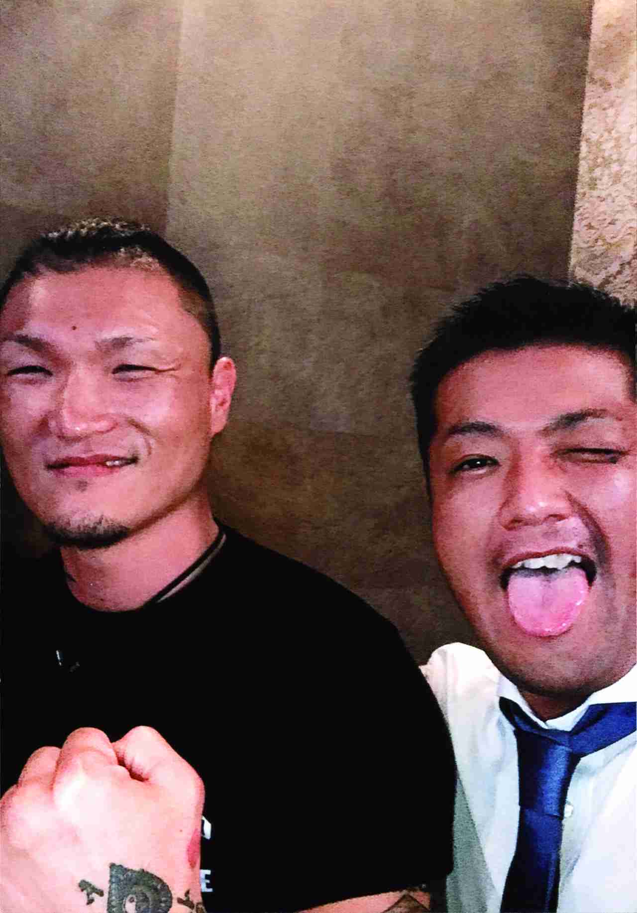 こちらをガン見してるような画像トピ