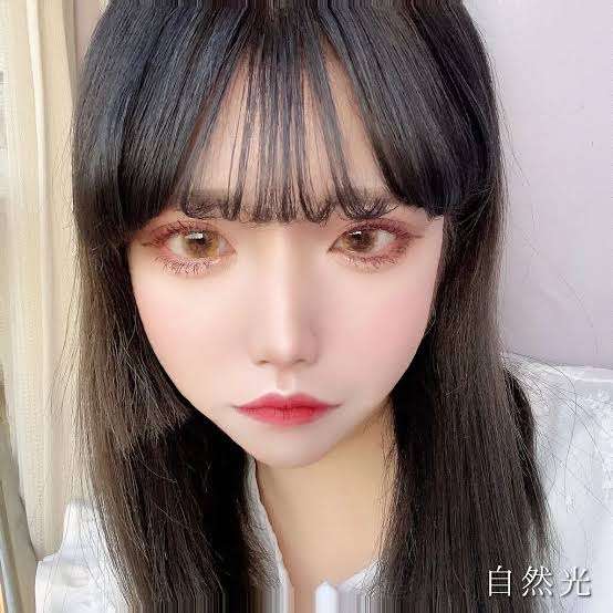 濃いメイクが好き