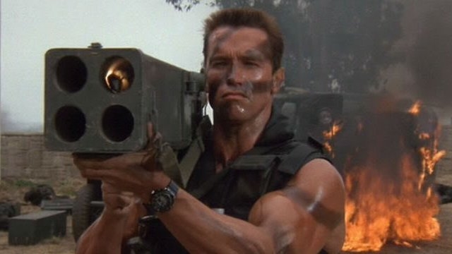 「奴らは6発撃っても死なない」「猟犬もビクビクと震え上がった」クレームを入れる人が知らない“北海道のヒグマの恐ろしさ”《対峙したハンターが語る熊恐怖体験》