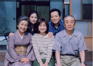 池脇千鶴、NHK朝ドラ『ばけばけ』ビジュアルが「なんかショック」「いい味出してる」母親役の“貫禄”に驚きの声