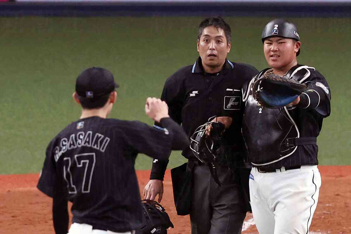 「佐々木朗希」2度目のリハビリ登板は被安打3、与四球3、失点2…“160キロ剛速球が消えた”だけじゃないルーキー時代からの“致命的な弱点”とは