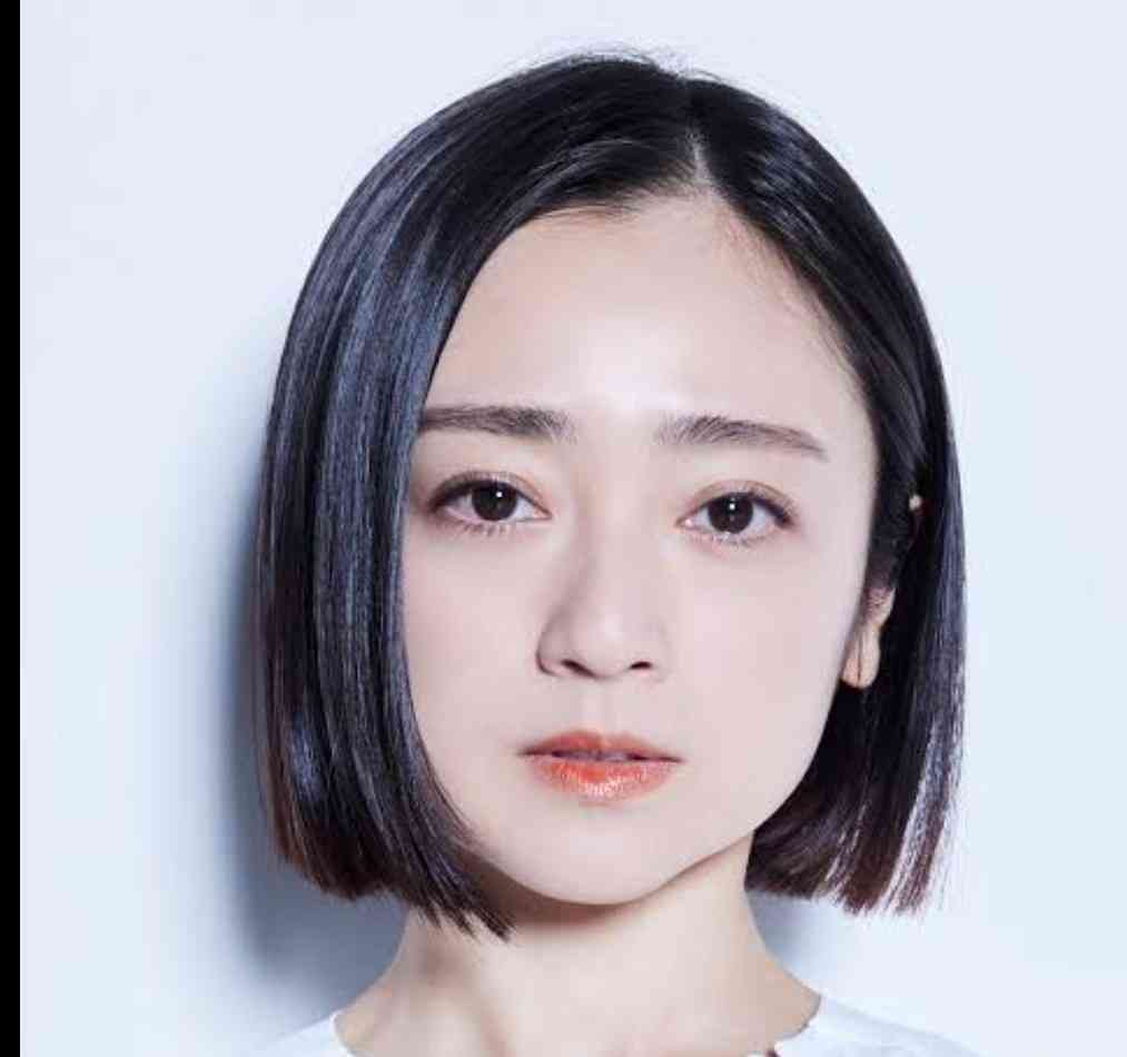 「客は自分含めて3人だった」橋本環奈の主演映画が絶不調、『おむすび』以降進む“ハシカン離れ”はパワハラ&熱愛か