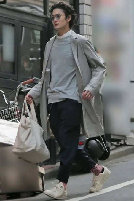 有名人の私服ダサいとオシャレな私服を交互に貼るトピ  Part4