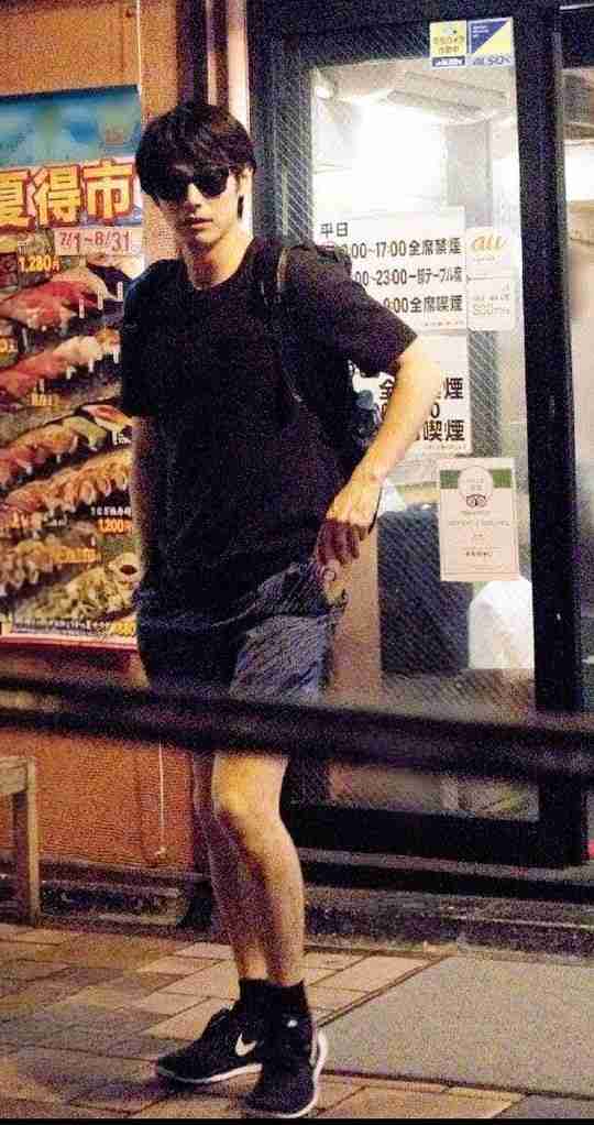 有名人の私服ダサいとオシャレな私服を交互に貼るトピ  Part4