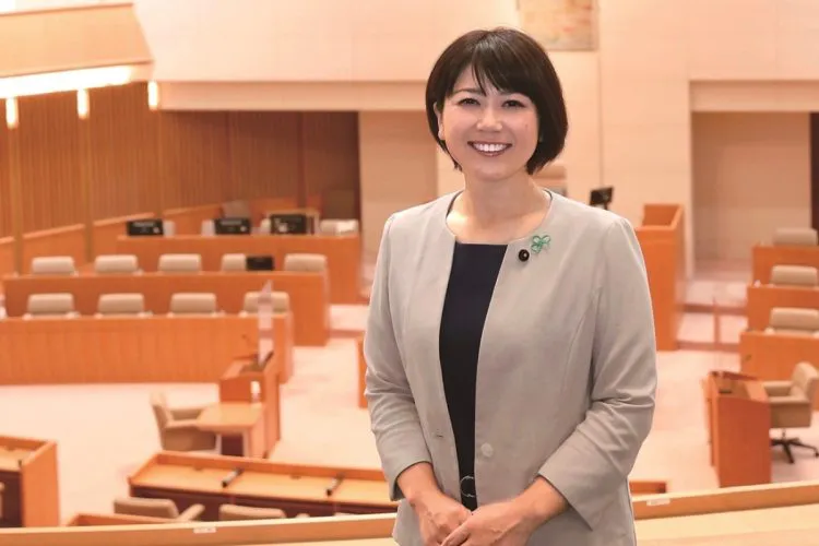 ネット荒れる「田久保2号w」「凄い速さで逃げた」ラブホ10回の前橋市・小川市長、会見20秒で強制終了→無言逃走　全国TV中継され騒然　　